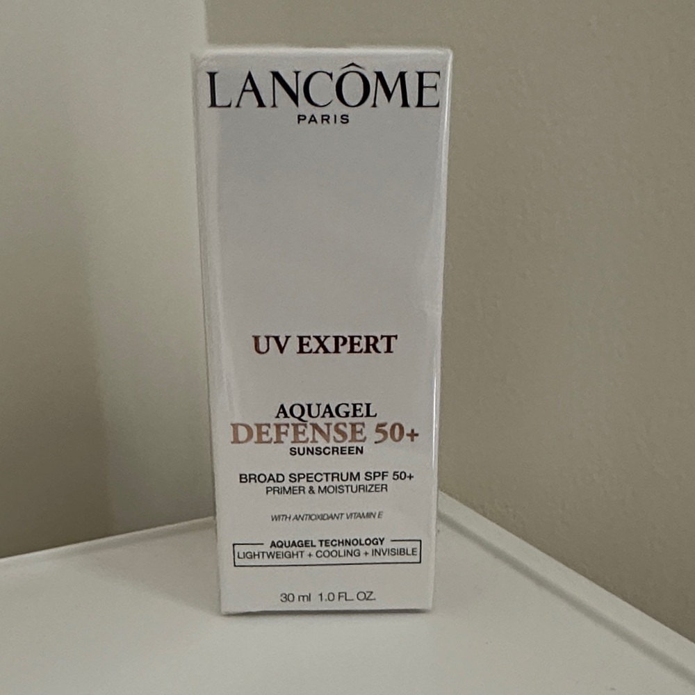 Lancôme UV Expert Aquagel Defense 50+ Sunscreen